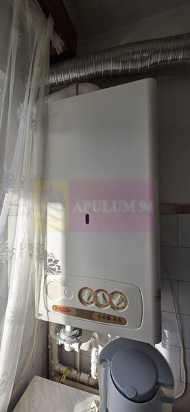 Apartament cu 3 camere de inchiriat in Campina, zona centrala